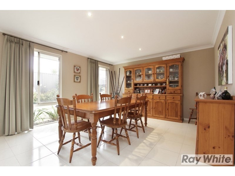 19 Gleeson Entrance, Aveley WA 6069