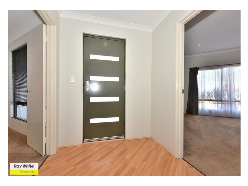 4 Gulf Cove, Ellenbrook WA 6069