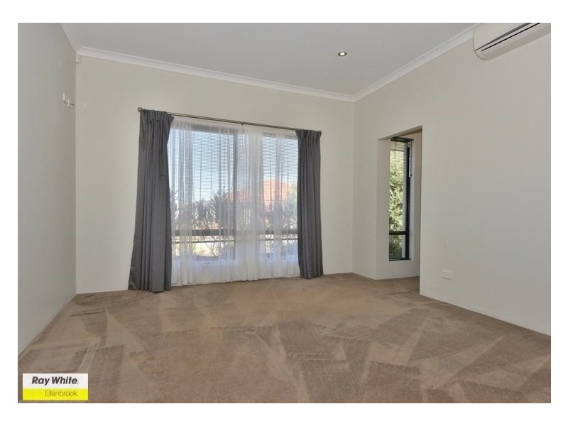 4 Gulf Cove, Ellenbrook WA 6069