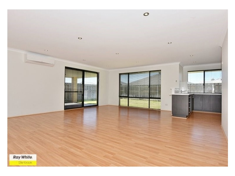 4 Gulf Cove, Ellenbrook WA 6069