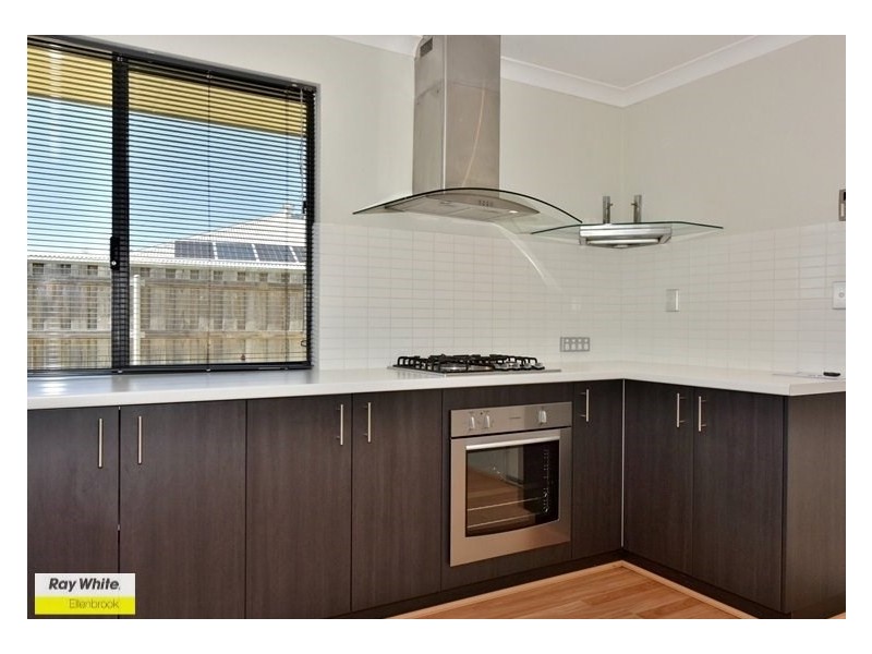 4 Gulf Cove, Ellenbrook WA 6069