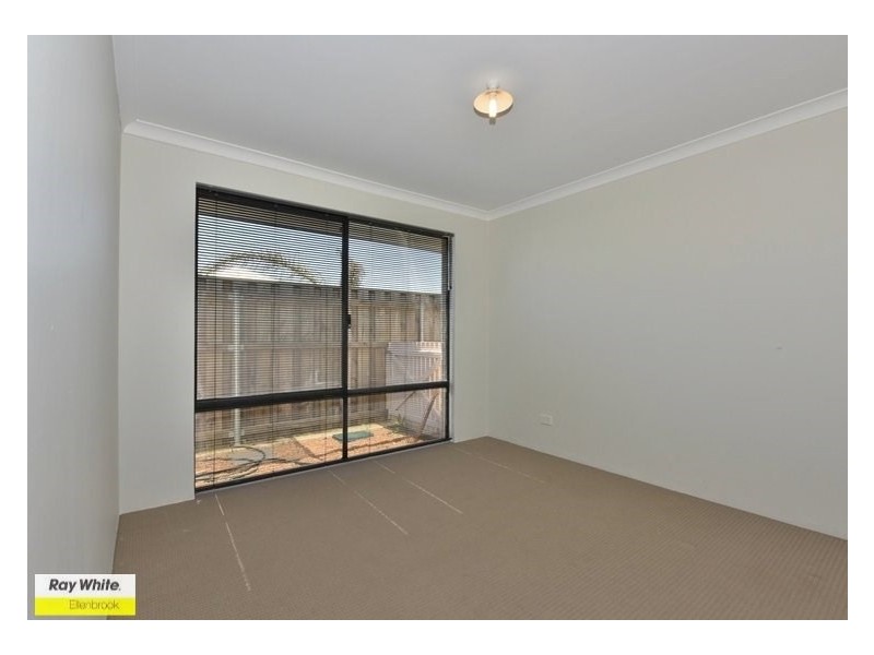 4 Gulf Cove, Ellenbrook WA 6069