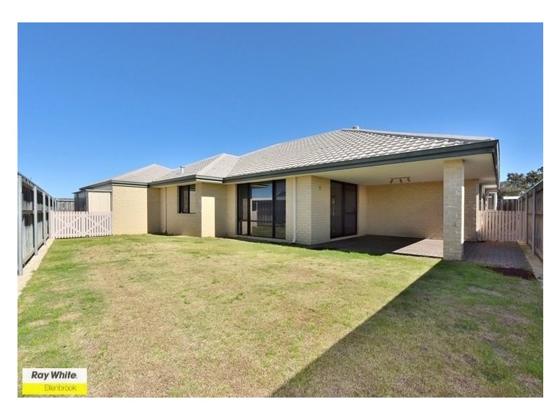 4 Gulf Cove, Ellenbrook WA 6069