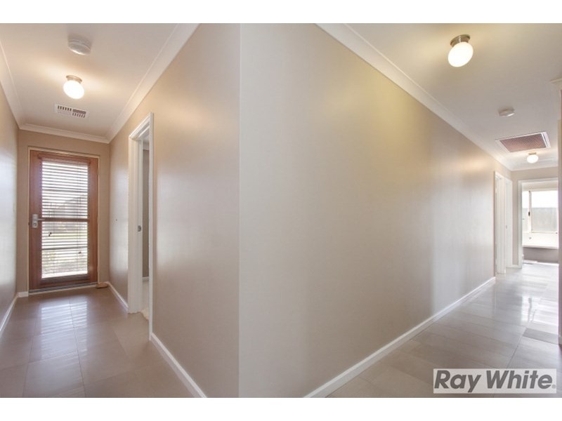 16 Beaumonde Grange, Aveley WA 6069