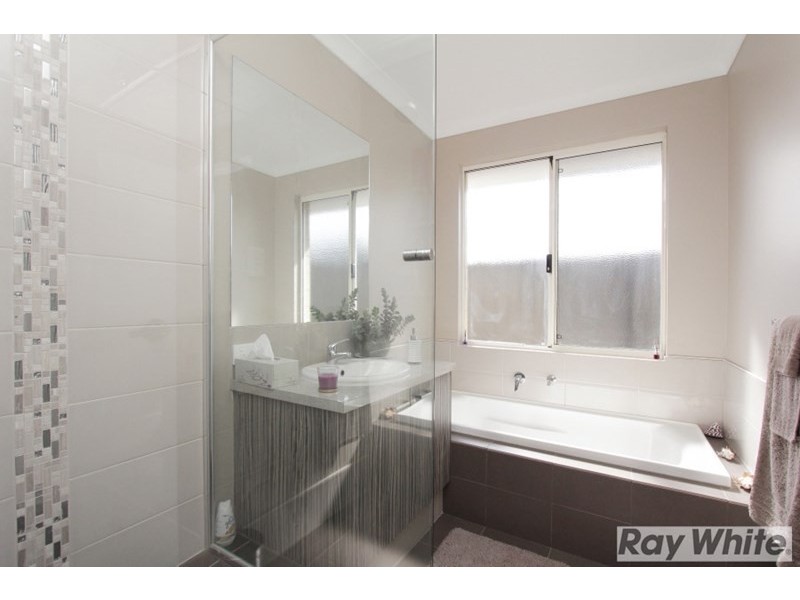 16 Beaumonde Grange, Aveley WA 6069