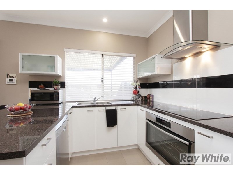 16 Beaumonde Grange, Aveley WA 6069