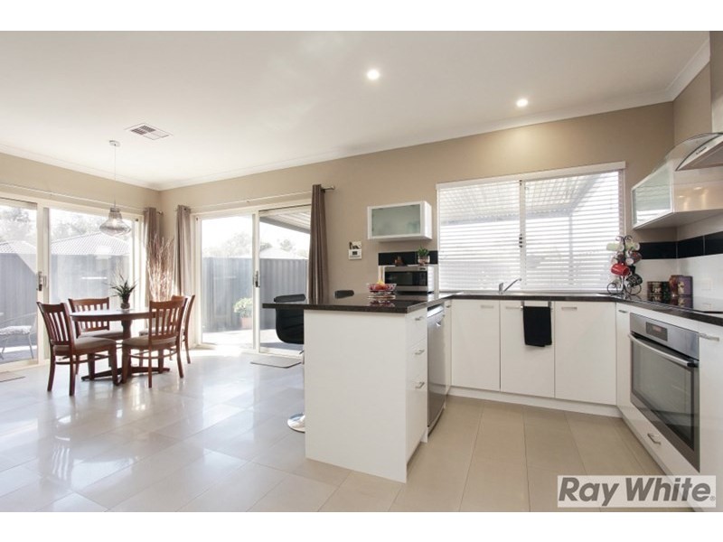 16 Beaumonde Grange, Aveley WA 6069