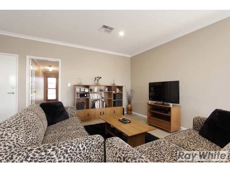 16 Beaumonde Grange, Aveley WA 6069