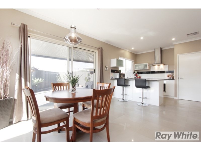 16 Beaumonde Grange, Aveley WA 6069