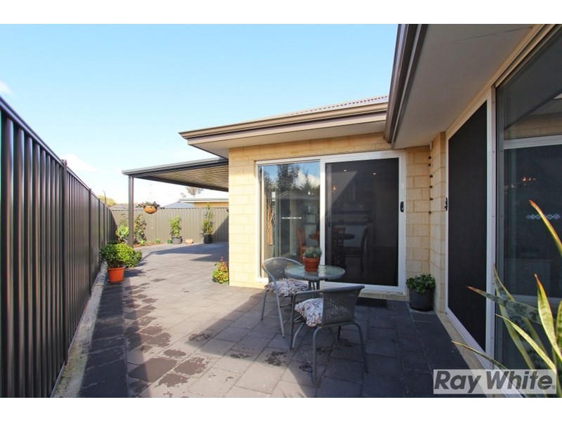 16 Beaumonde Grange, Aveley WA 6069