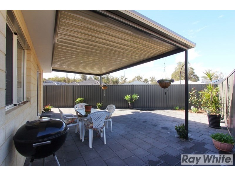 16 Beaumonde Grange, Aveley WA 6069