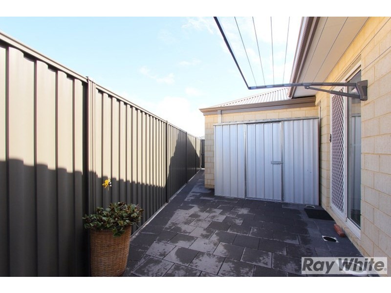 16 Beaumonde Grange, Aveley WA 6069
