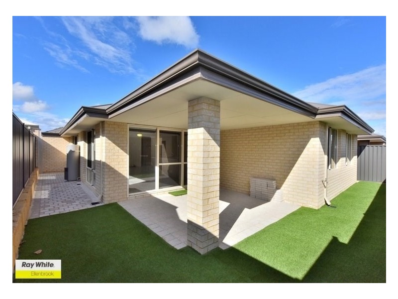 4 Aldine Ridge, Aveley WA 6069