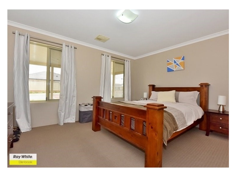 12 Pierre Bend, Ellenbrook WA 6069