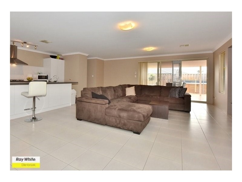 12 Pierre Bend, Ellenbrook WA 6069