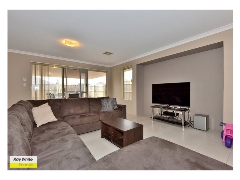 12 Pierre Bend, Ellenbrook WA 6069