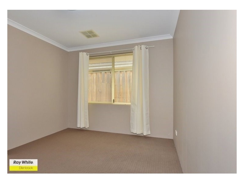 12 Pierre Bend, Ellenbrook WA 6069