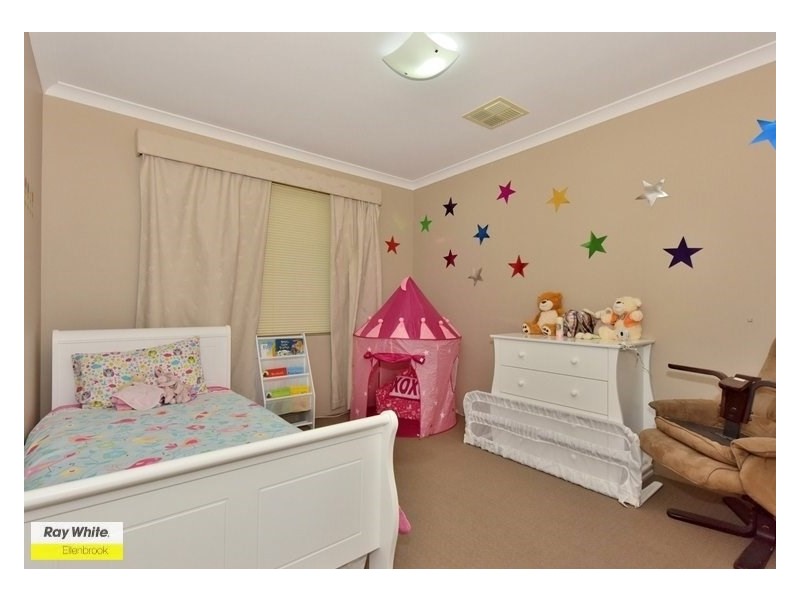 12 Pierre Bend, Ellenbrook WA 6069