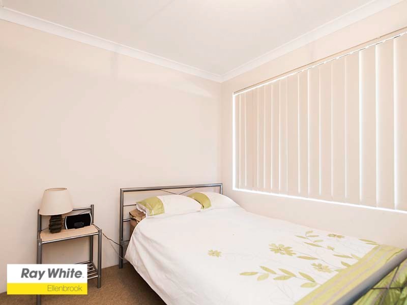 9 Birchmore Gardens, Ellenbrook WA 6069