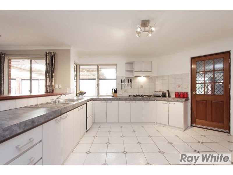 37 Sunray Circle, Ellenbrook WA 6069