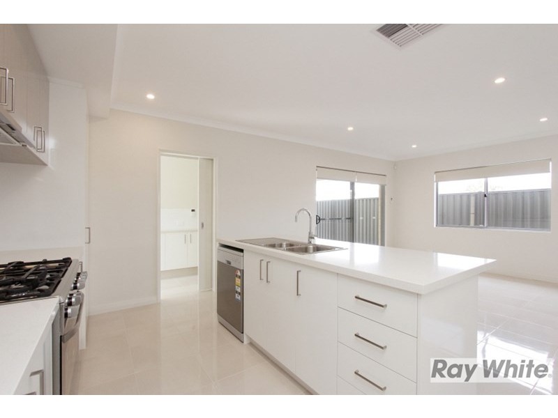 34 Rivington Entrance, Aveley WA 6069