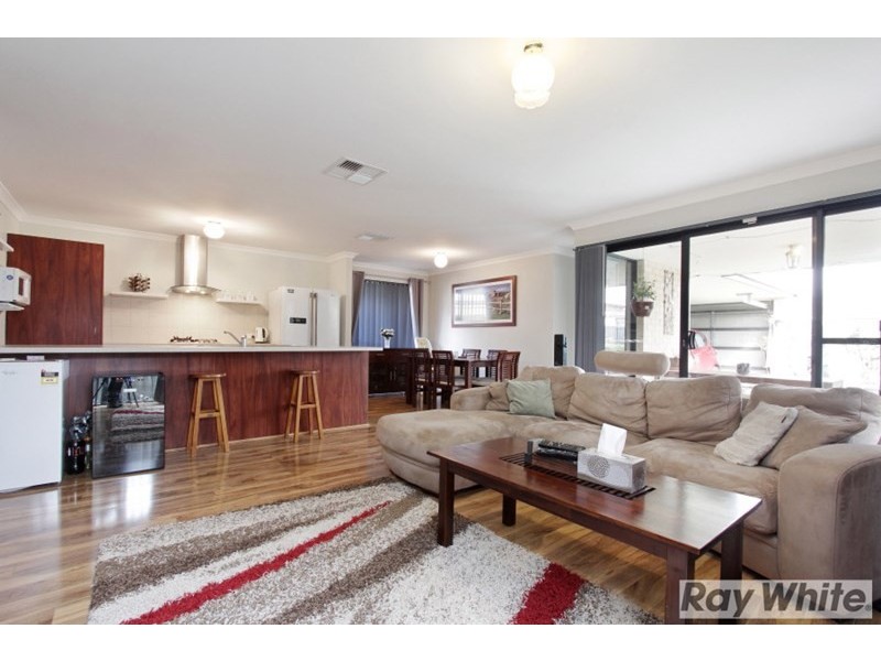 14 Zelena Terrace, Aveley WA 6069