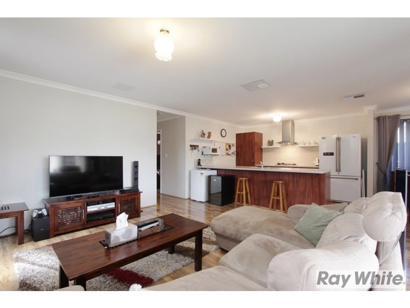 14 Zelena Terrace, Aveley WA 6069