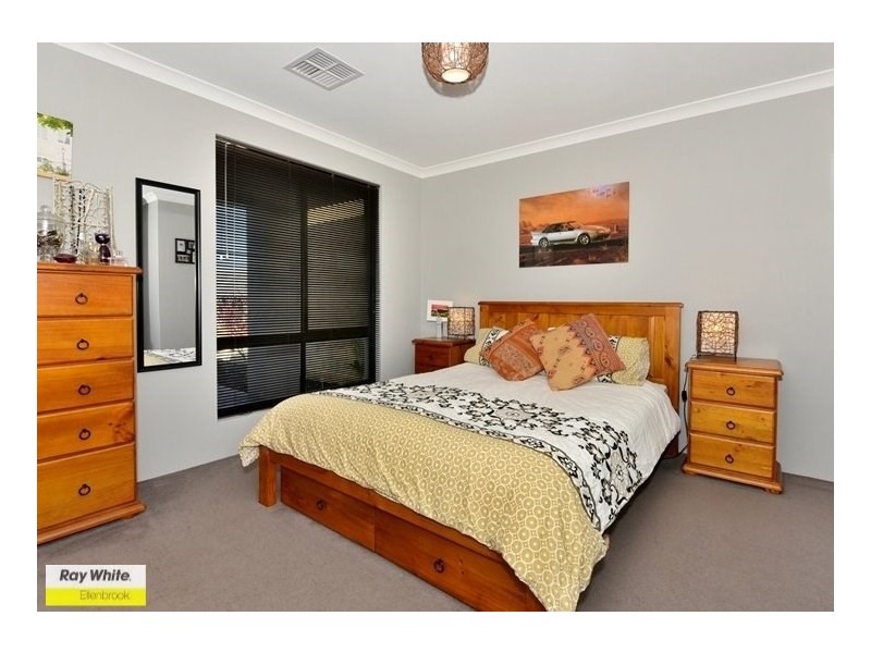 31 Cochrane Loop, Aveley WA 6069