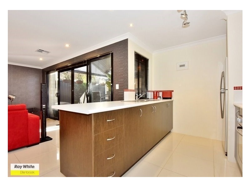 31 Cochrane Loop, Aveley WA 6069