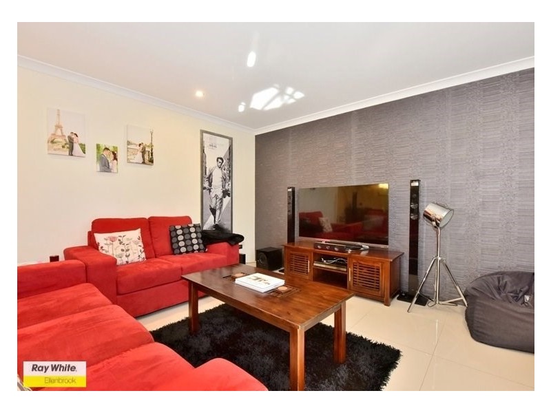 31 Cochrane Loop, Aveley WA 6069