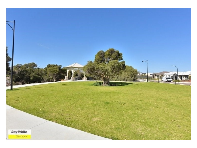 31 Cochrane Loop, Aveley WA 6069