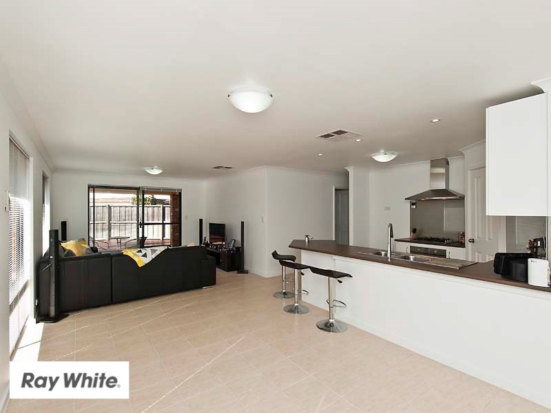 1/5 Kea Court, Ellenbrook WA 6069