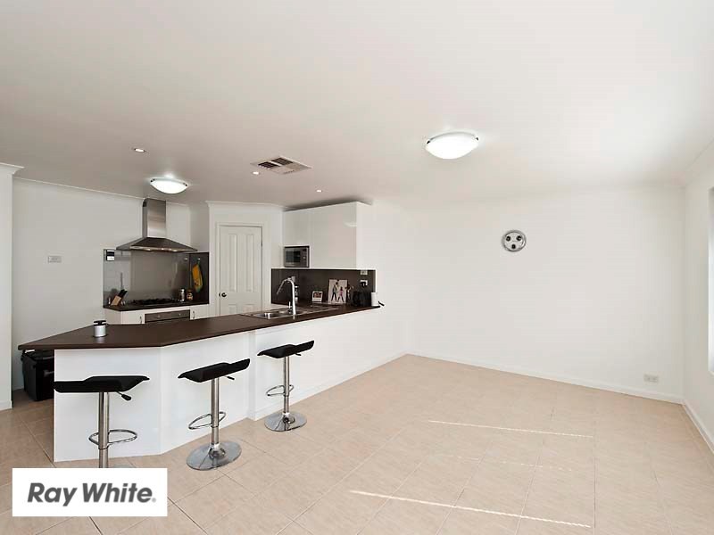 1/5 Kea Court, Ellenbrook WA 6069