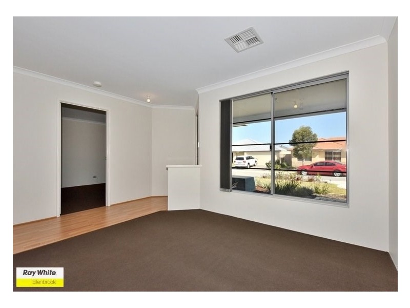 25 Rodsand Circuit, Ellenbrook WA 6069