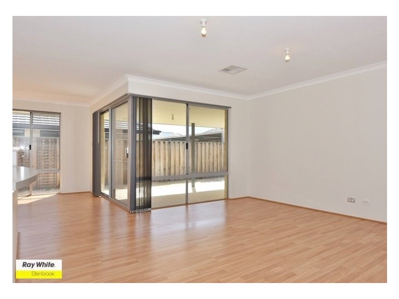 25 Rodsand Circuit, Ellenbrook WA 6069