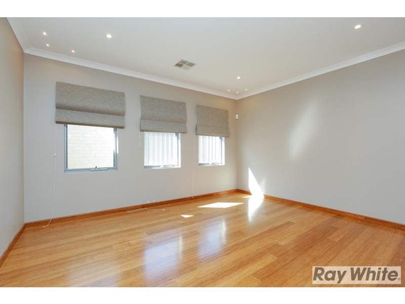 10 Delaney Road, Aveley WA 6069