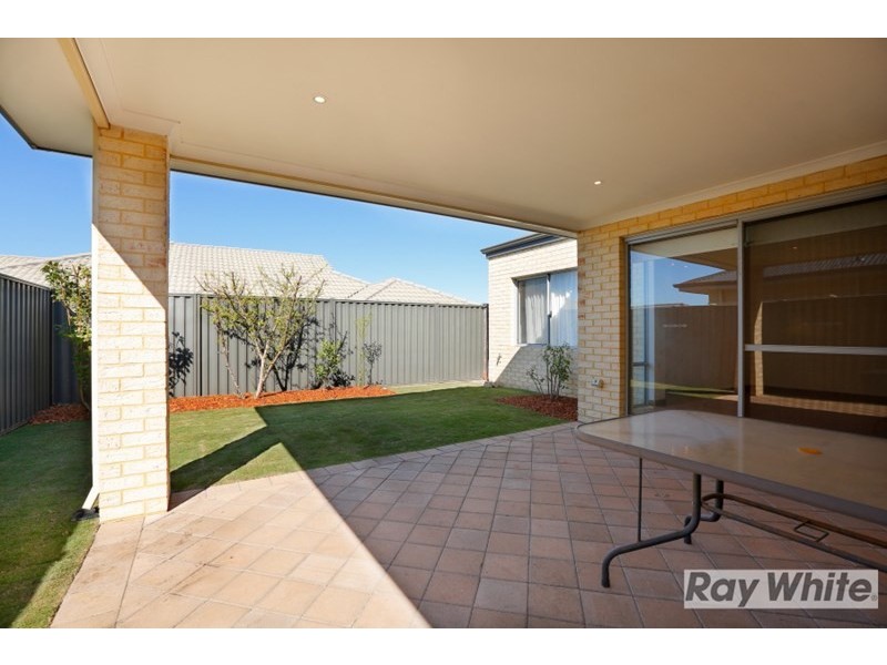 10 Delaney Road, Aveley WA 6069