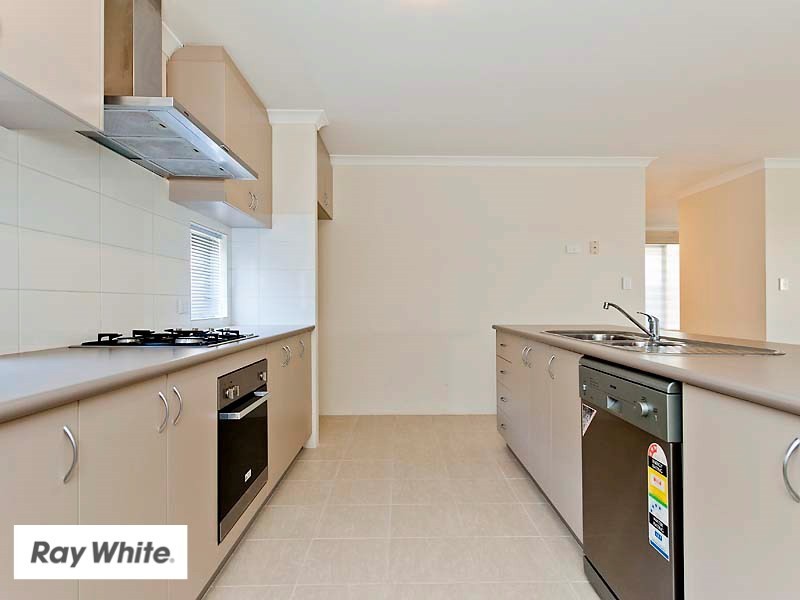 31 Pierre Bend, Ellenbrook WA 6069