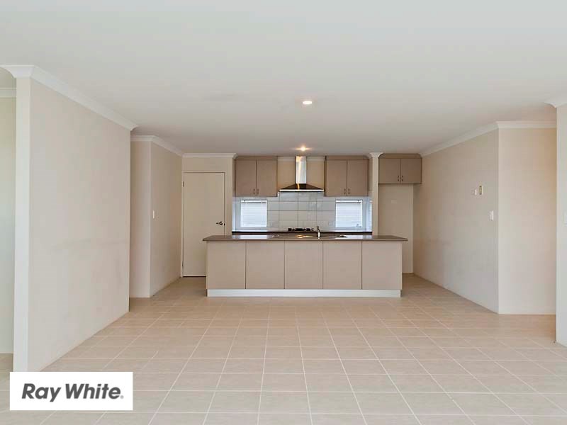 31 Pierre Bend, Ellenbrook WA 6069