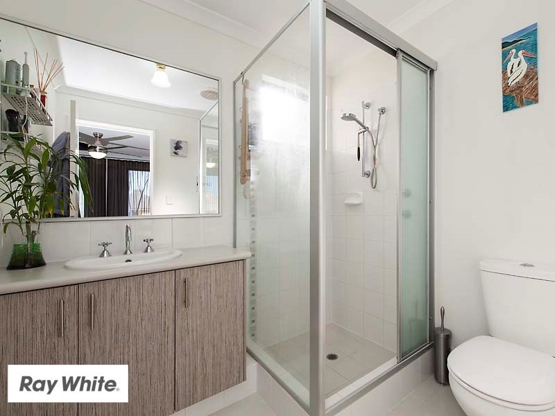 17 Cochrane Loop, Aveley WA 6069