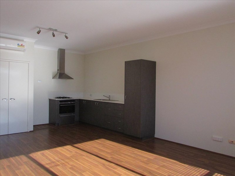 5 Stanbury Crescent, Ellenbrook WA 6069