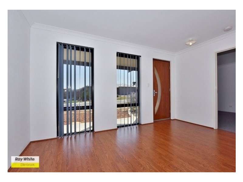 8 Belsar Link, Ellenbrook WA 6069