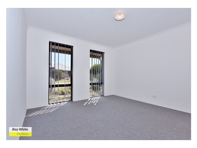 8 Belsar Link, Ellenbrook WA 6069