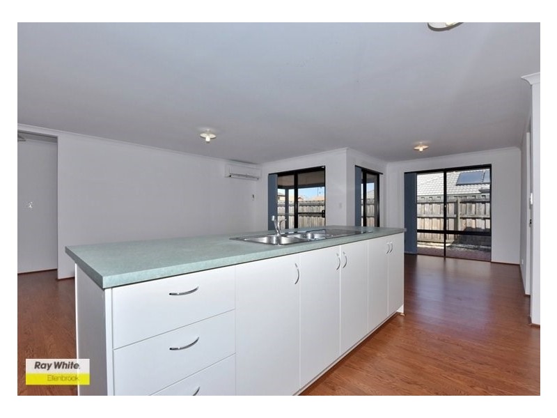 8 Belsar Link, Ellenbrook WA 6069
