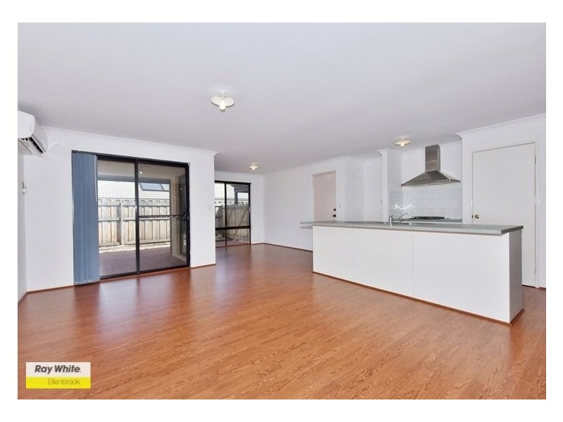 8 Belsar Link, Ellenbrook WA 6069