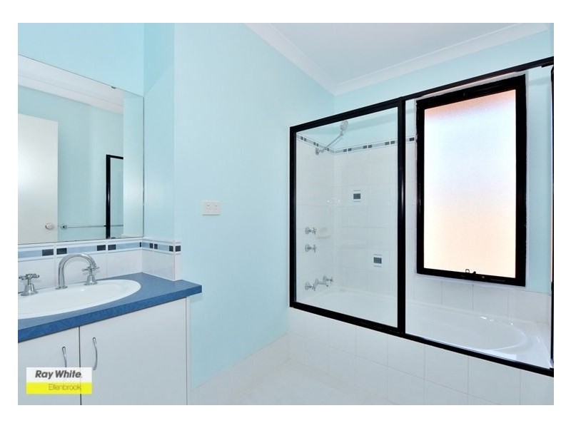 8 Belsar Link, Ellenbrook WA 6069