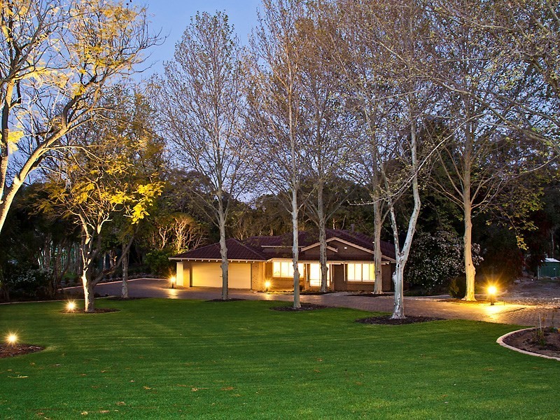 7 Pinot Terrace, The Vines WA 6069