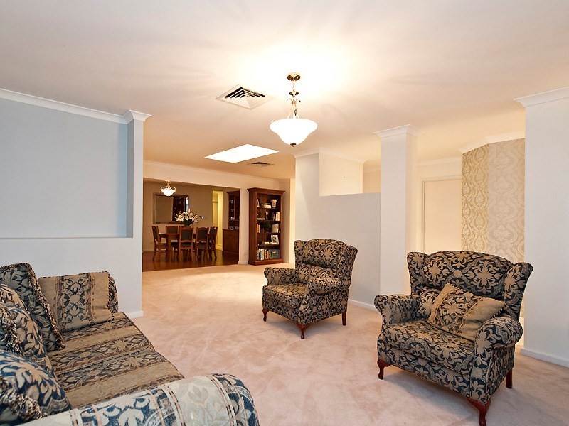 7 Pinot Terrace, The Vines WA 6069