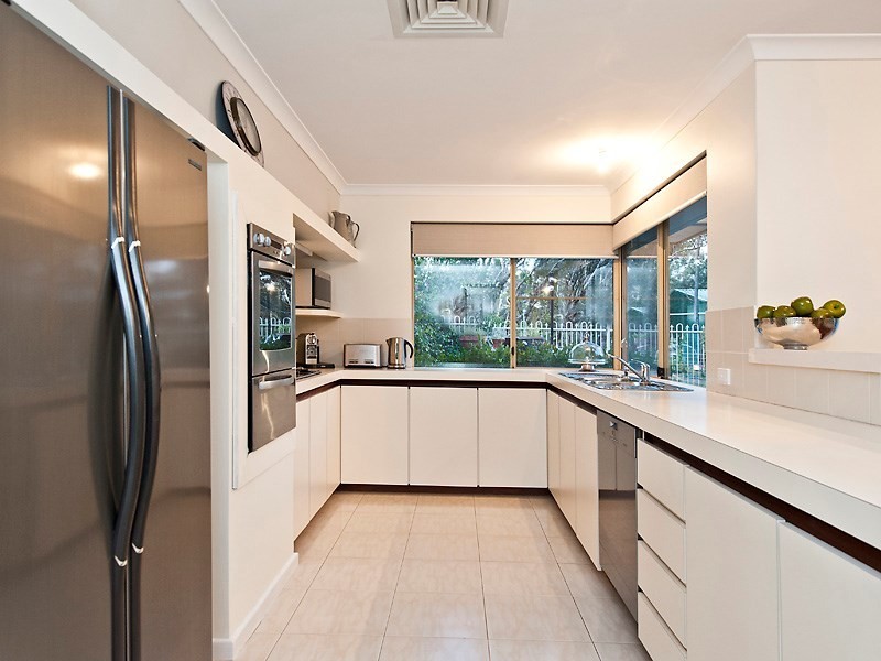 7 Pinot Terrace, The Vines WA 6069