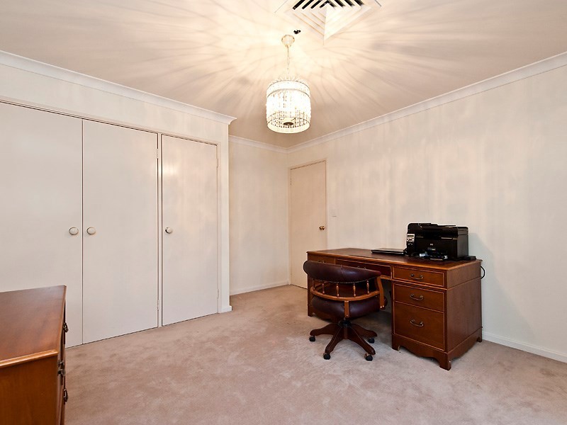 7 Pinot Terrace, The Vines WA 6069